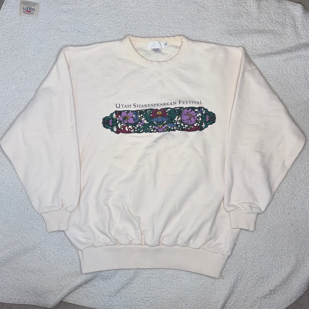Utah Shakespearean Festival Sweatshirt: Size Medium